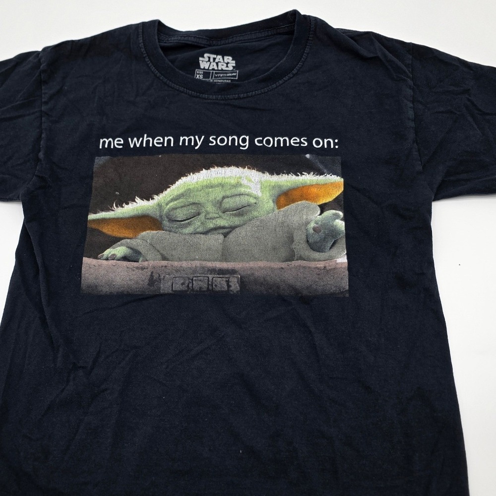 Grunge Star Wars Graphic Tee Women XS Black Baby Yoda Grogu Meme Cropped